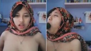 Bokep indo hijab sexy bugil nafsu
