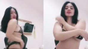 Bokep indo live musik dugem goyang hot