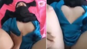Bokep indo hijab montok tobrut ke enakan