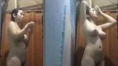 Bokep indo cewek lagi mandi masih aja nggak sabar